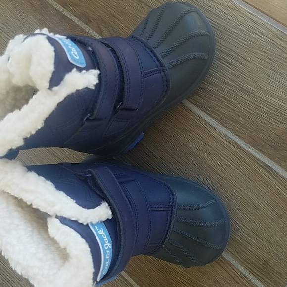 Cat & Jack Snow Boots - Picture 2 of 6